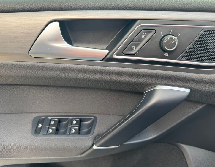 Volkswagen Golf Sportsvan MPV 1,2 l 81 kw