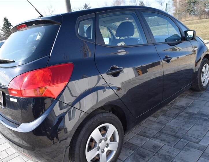 KIA Venga Kombi 1,4 l 66 kw