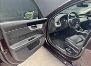 Jaguar XF 10