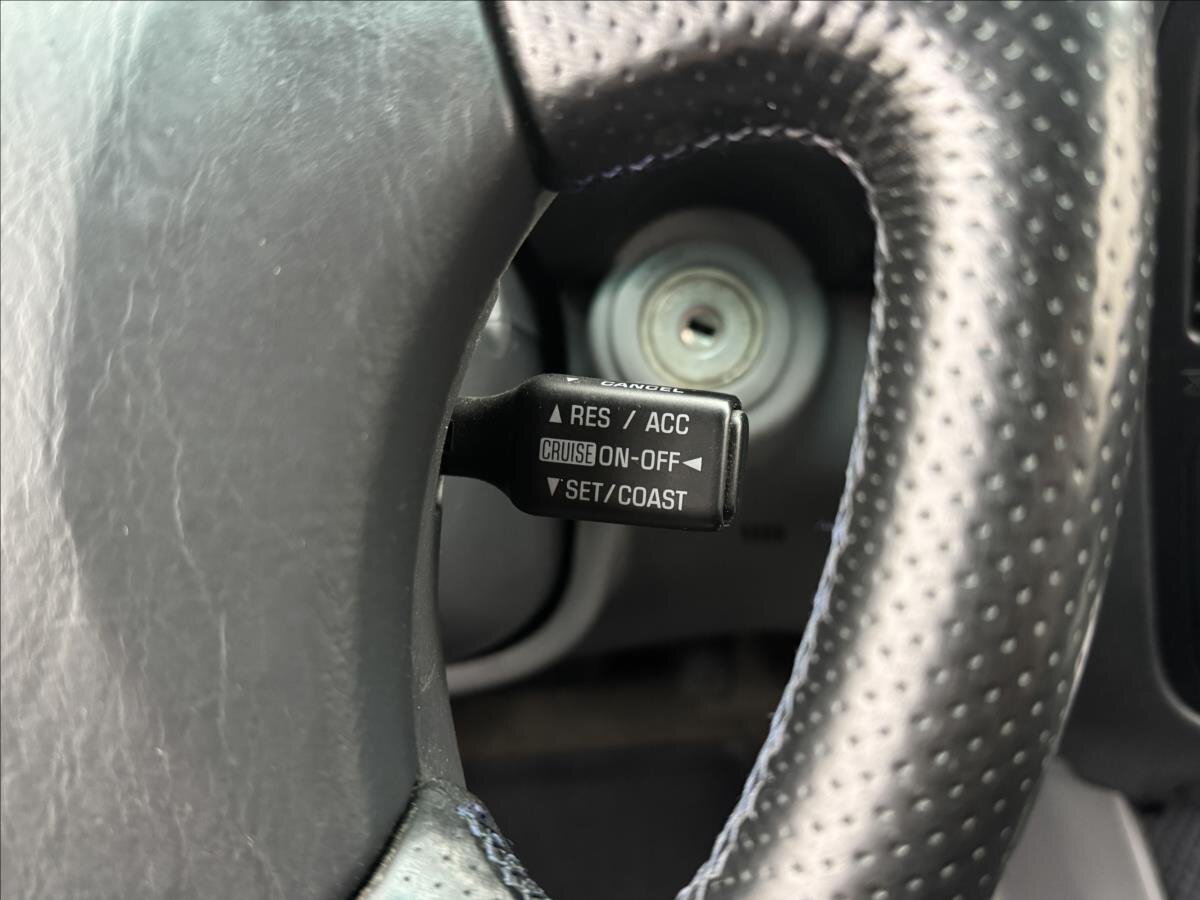 Toyota Land Cruiser SUV / Terénní 4,2 l 150 kw