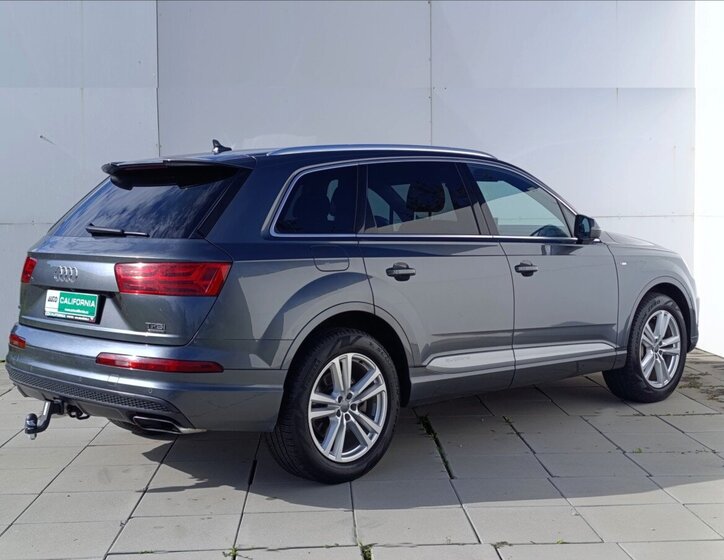 Audi Q7 SUV / Terénní 3,0 l 245 kw