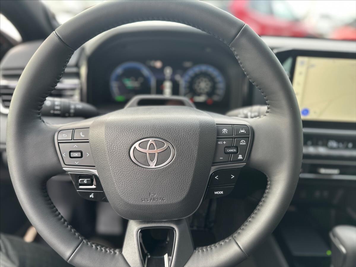 Toyota Camry Sedan 2,5 l 137 kw