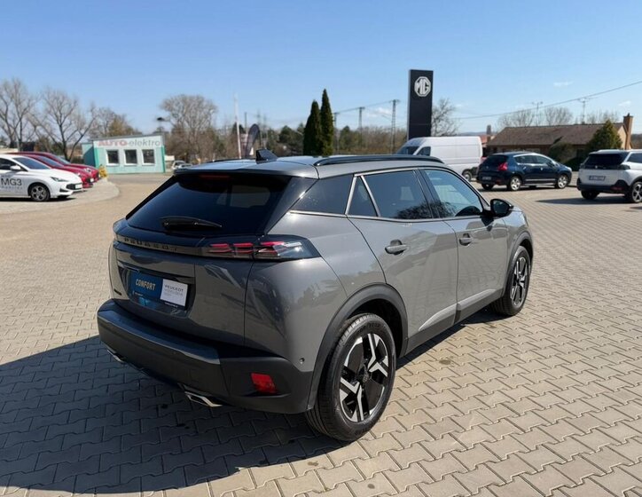 Peugeot 2008 SUV / Terénní 1,2 l 96 kw