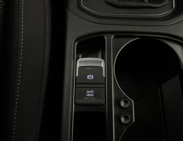 Volkswagen Touran MPV 1,5 l 110 kw