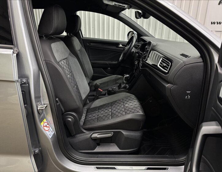 Volkswagen T-Roc MPV 2,0 l 110 kw