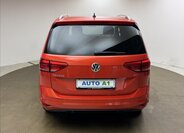 Volkswagen Touran 5