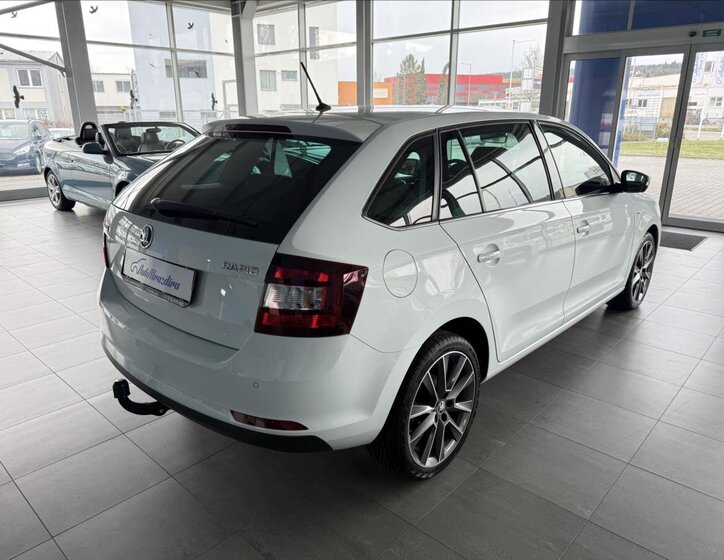 Škoda Rapid Hatchback 999,0 81 kw