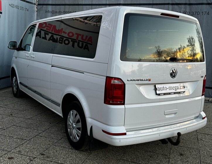 Volkswagen Caravelle 8