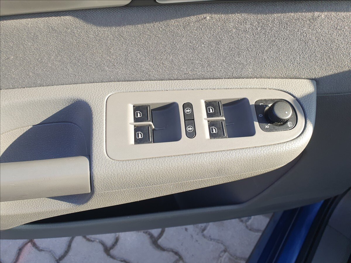 Seat Alhambra MPV 2,0 l 103 kw