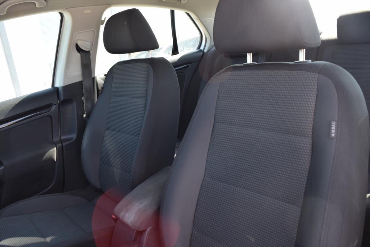 Volkswagen Jetta Kombi 1,4 l 90 kw