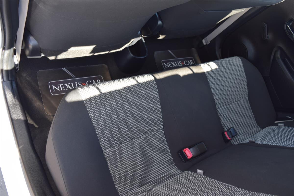 Toyota Yaris Hatchback 998,0 51 kw