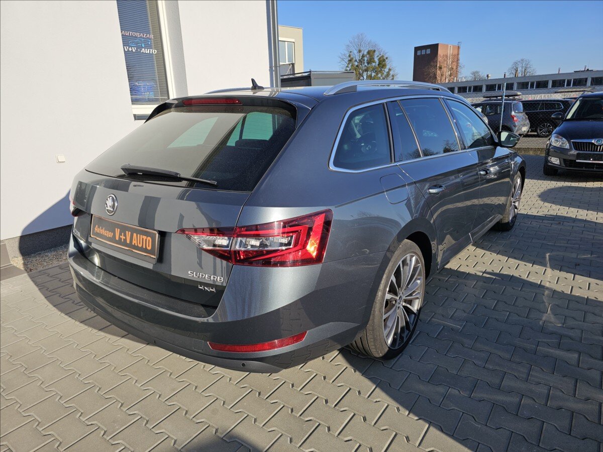 Škoda Superb Kombi 2,0 l 140 kw