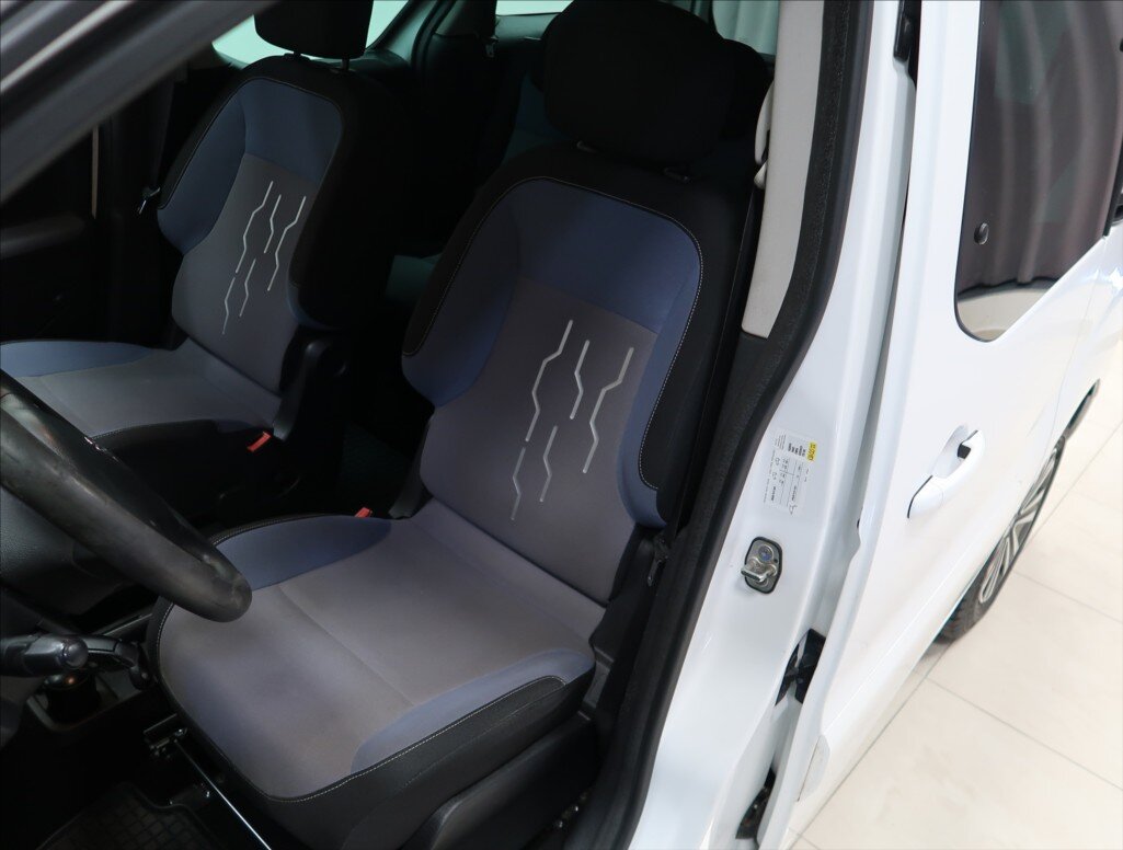 Peugeot Partner Tepee Kombi 1,6 l 55 kw