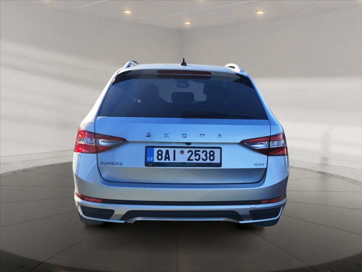 Škoda Superb