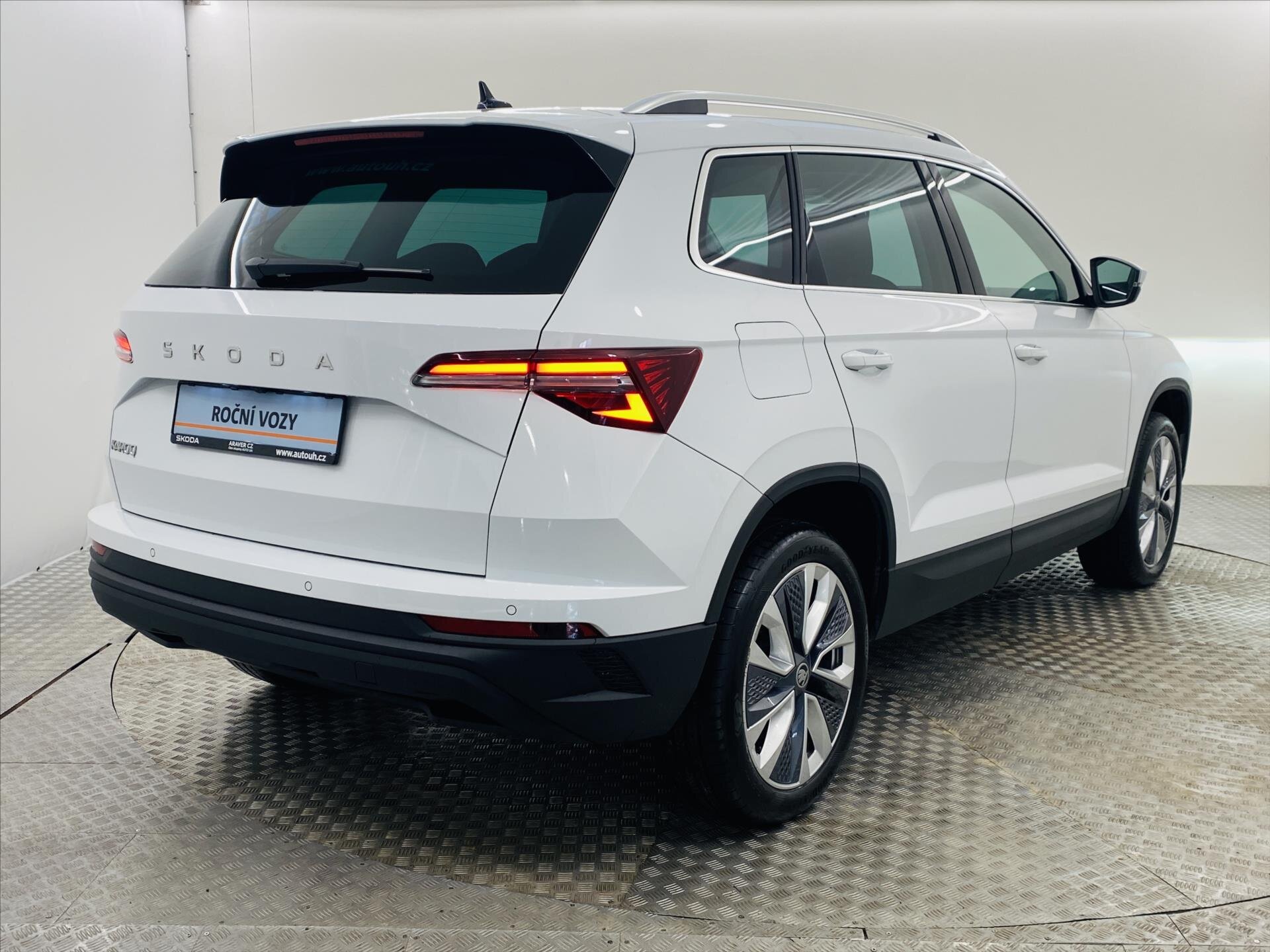 Škoda Karoq SUV / Terénní 1,5 l 110 kw