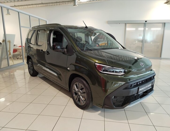 Toyota ProAce City Verso MPV 0,0 96 kw