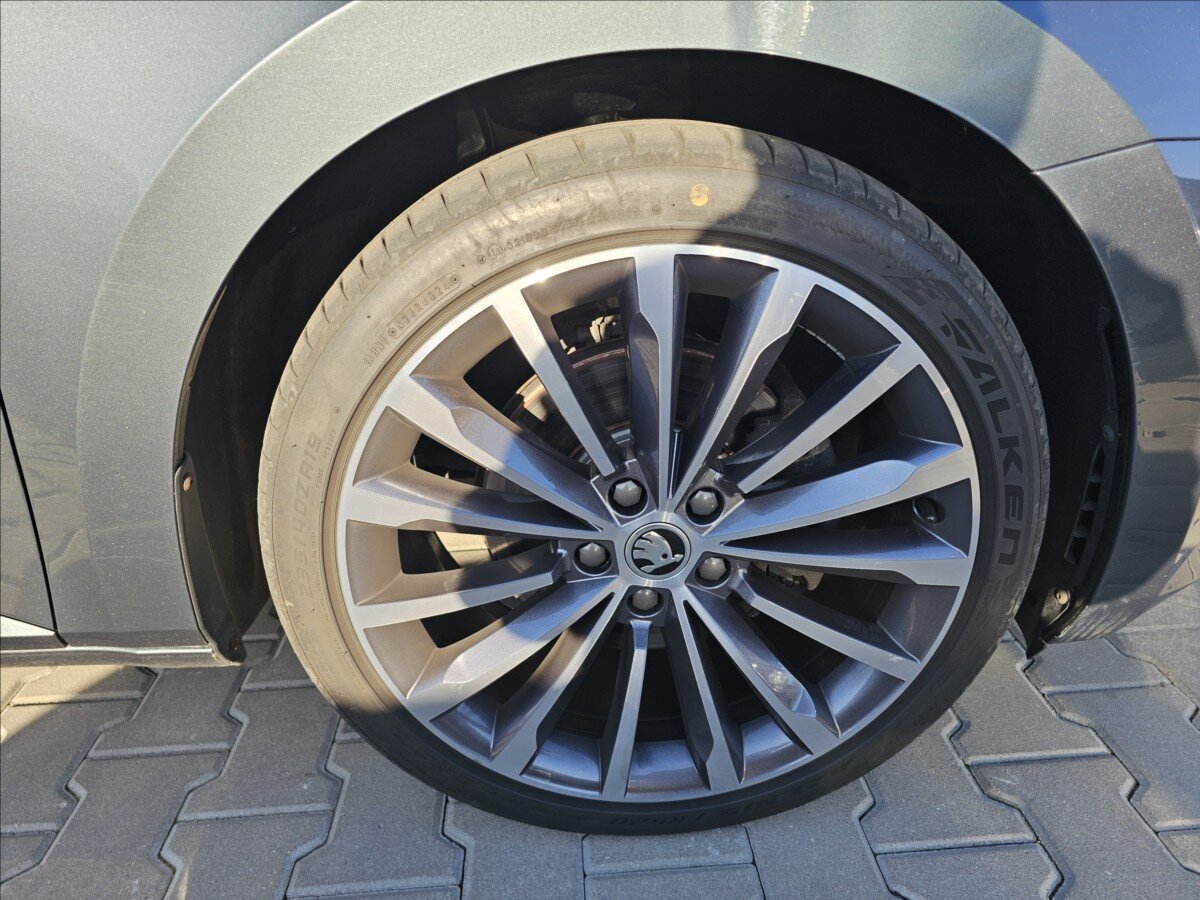 Škoda Superb Kombi 2,0 l 140 kw