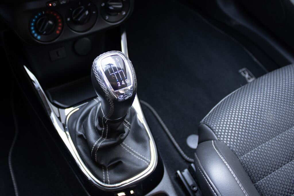 Opel Corsa Hatchback 1,6 l 152 kw