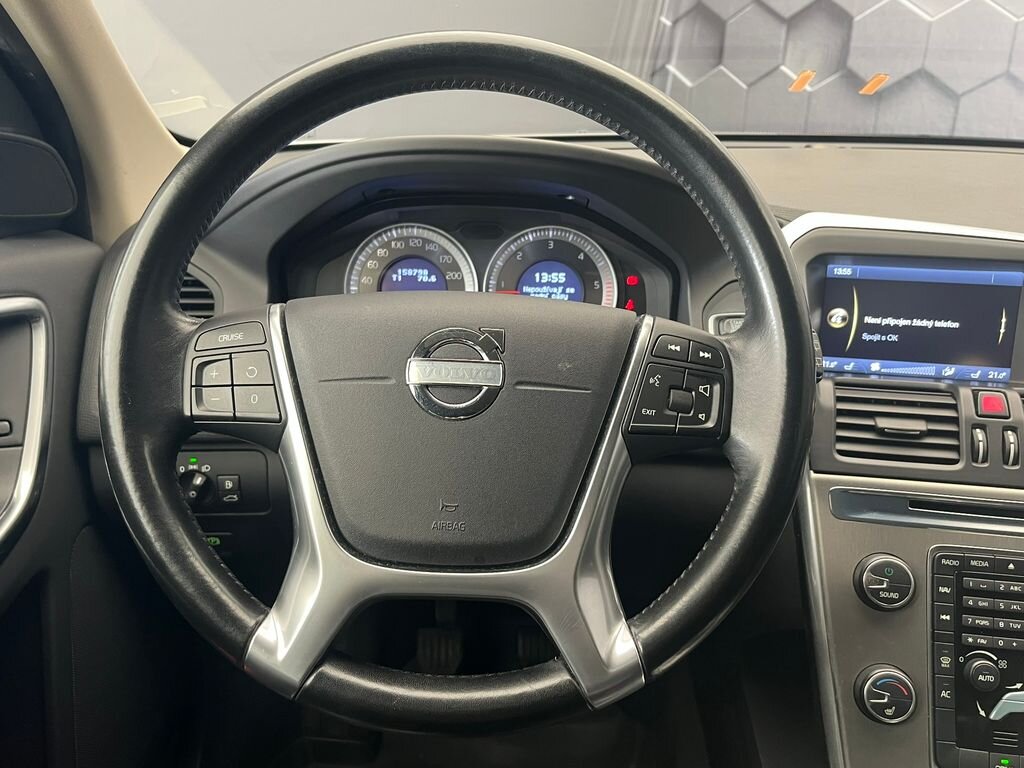 Volvo XC60 SUV / Terénní 2,0 l 120 kw