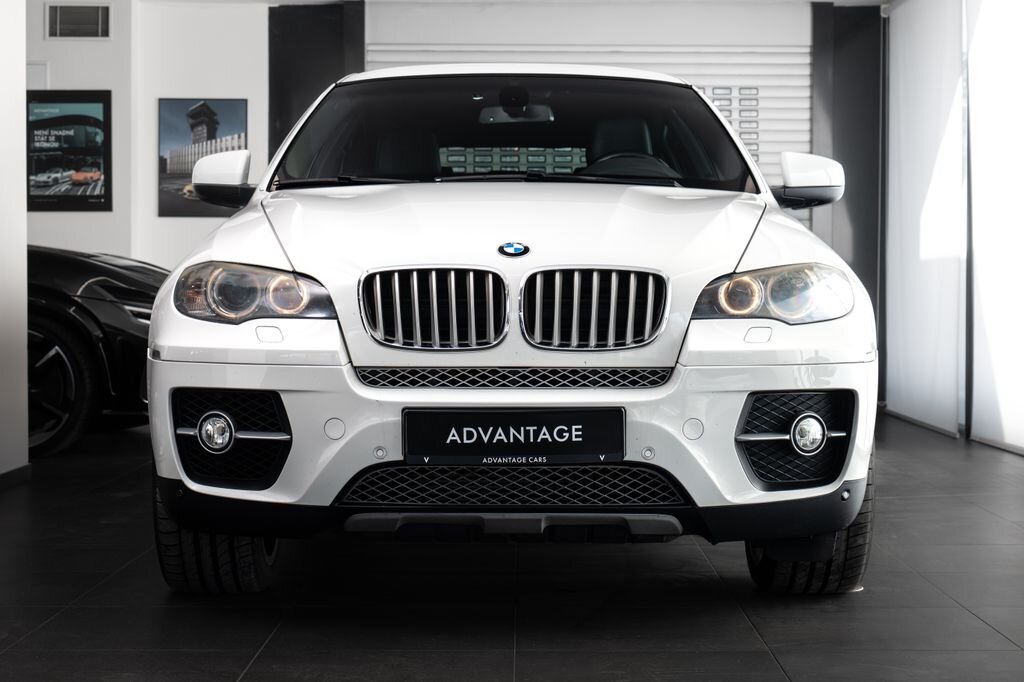 BMW X6 SUV / Terénní 3,0 l 180 kw