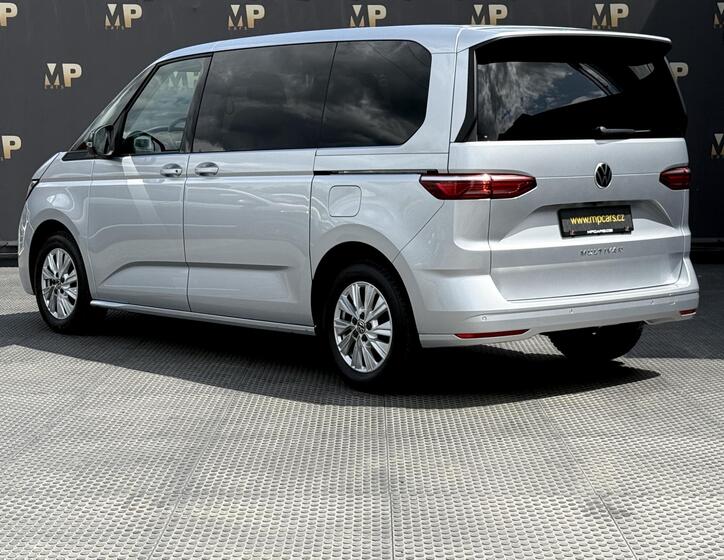 Volkswagen Multivan 8