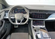 Audi Q8 SUV / Terénní 3,0 l 210 kw