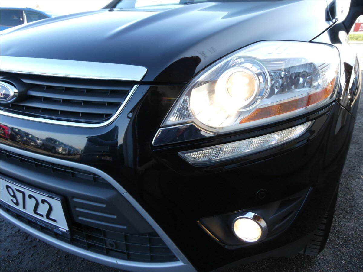 Ford Kuga SUV / Terénní 2,0 l 103 kw