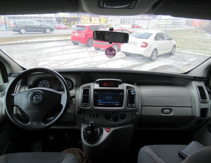 Opel Vivaro Ostatní 2,5 l 84 kw