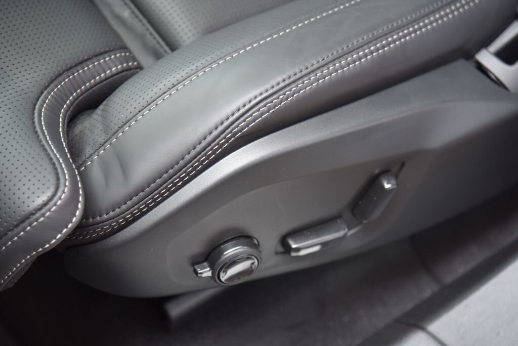 Volvo XC60 SUV / Terénní 2,0 l 186 kw