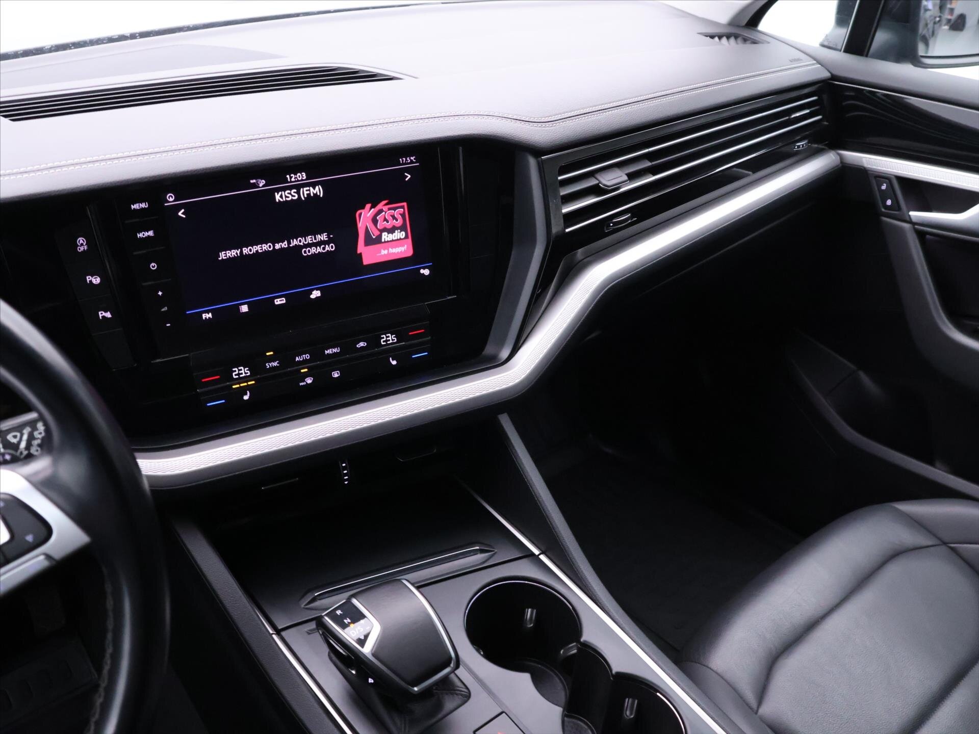 Volkswagen Touareg SUV / Terénní 3,0 l 170 kw