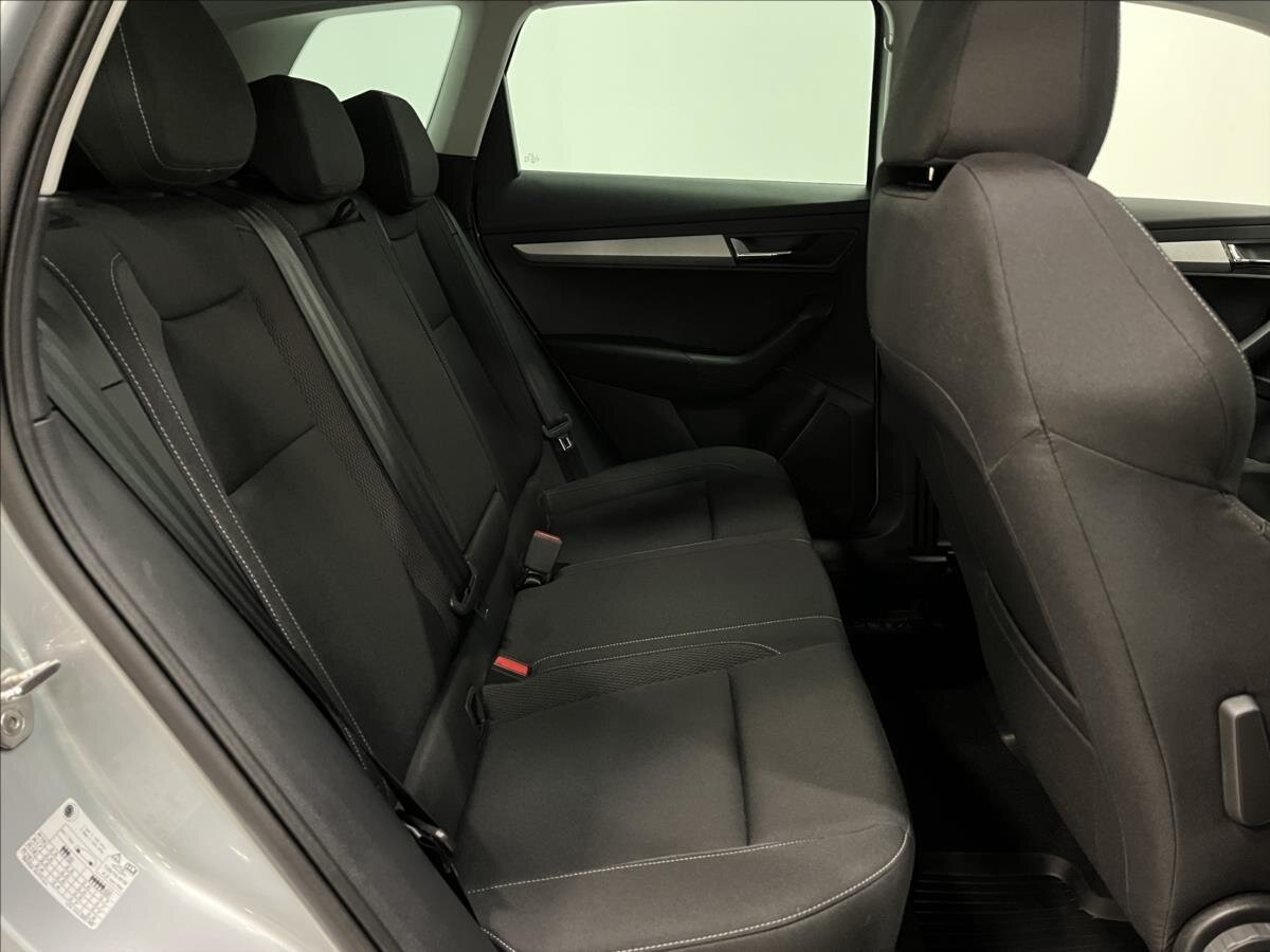 Škoda Karoq SUV 1,5 l 110 kw