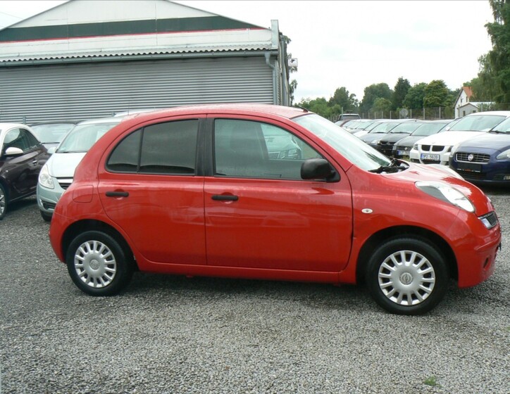 Nissan Micra 7