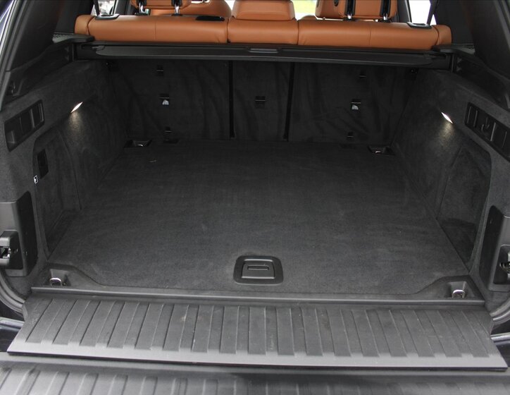 BMW X5 SUV 3,0 l 195 kw