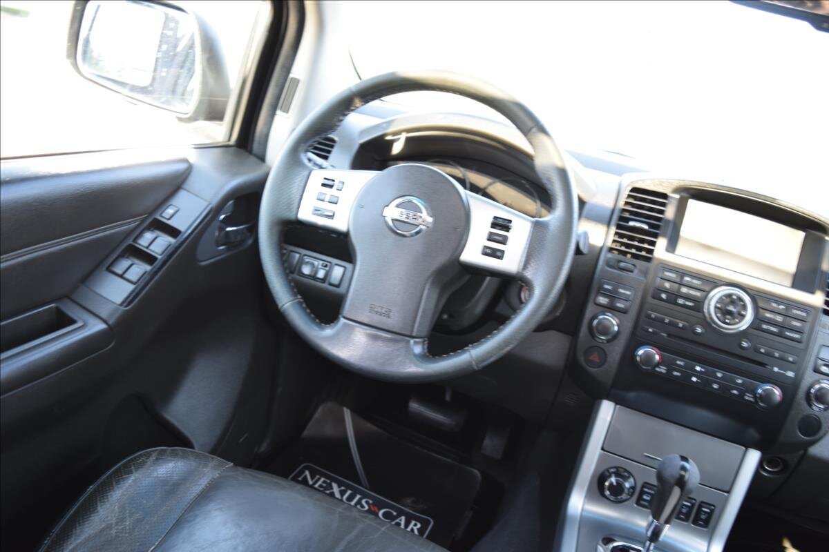 Nissan Navara Pick-up 3,0 l 170 kw