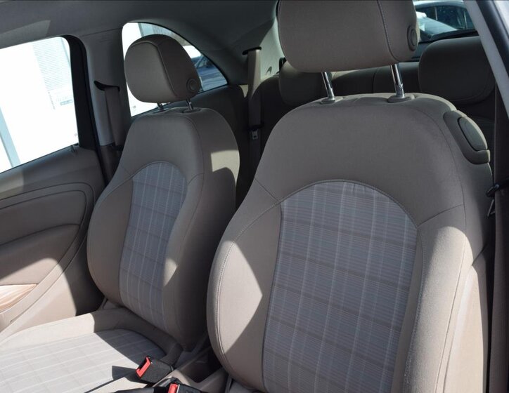 Opel Adam Hatchback 1,2 l 51 kw