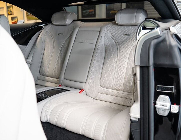 Mercedes-Benz Třídy S 8