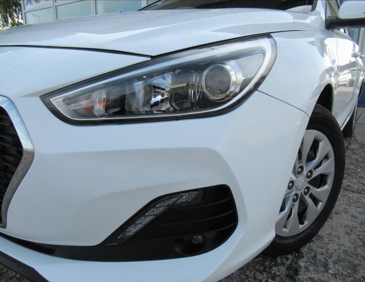 Hyundai i30 Kombi 1,4 l 73 kw