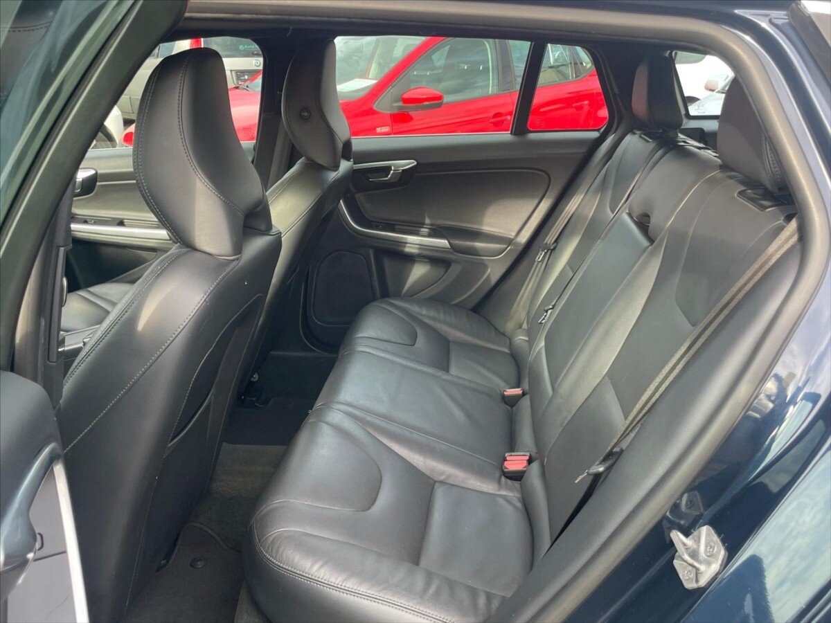 Volvo V60 Kombi 2,4 l 158 kw