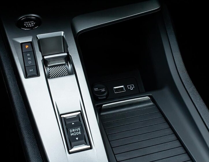 Peugeot 408 Liftback 1,2 l 105 kw