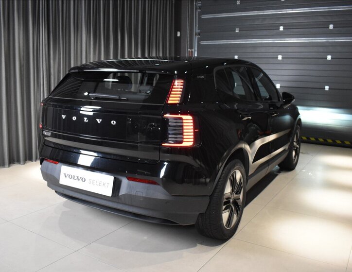 Volvo EX30 SUV 0,0 200 kw