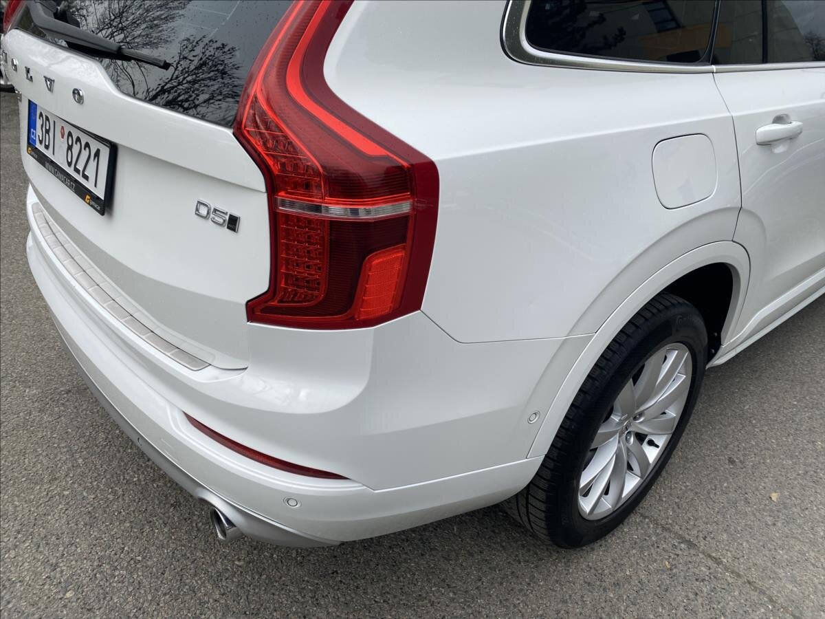 Volvo XC90 SUV / Terénní 2,0 l 173 kw