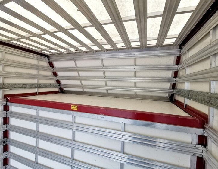 Mercedes-Benz Sprinter 17