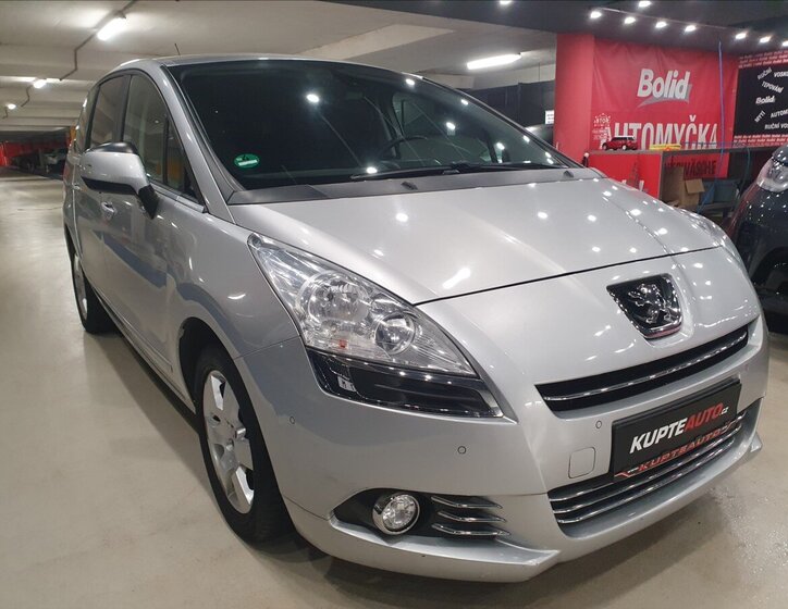 Peugeot 5008 2