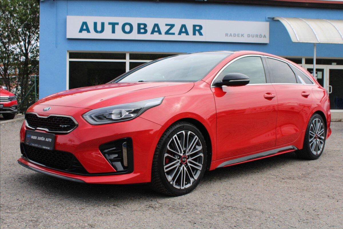 KIA ProCeed Kombi 1,6 l 150 kw