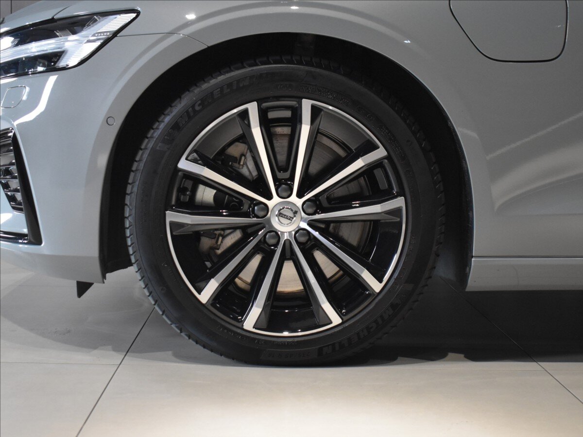 Volvo V60 Kombi 2,0 l 186 kw