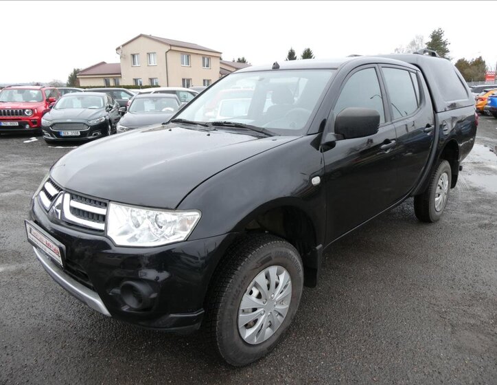 Mitsubishi L200 Pick-up 2,5 l 100 kw