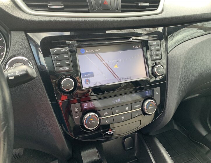 Nissan Qashqai SUV / Terénní 1,6 l 96 kw