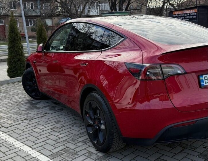 Tesla Model Y SUV / Terénní 0,0 255 kw