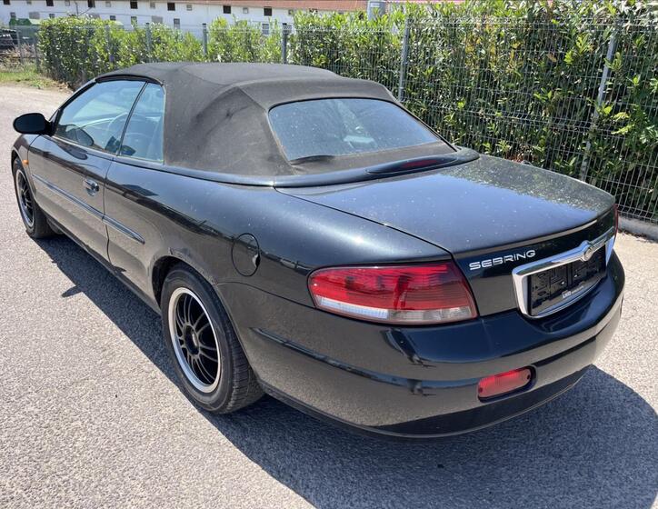 Chrysler Sebring 10