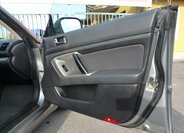 Subaru Legacy Kombi 2,0 l 121 kw